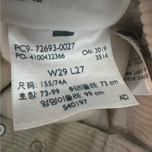 Levi’s Corduroy Pants Cream White Ribcage Straight Leg Cropped Size 29 - Picture 8 of 9